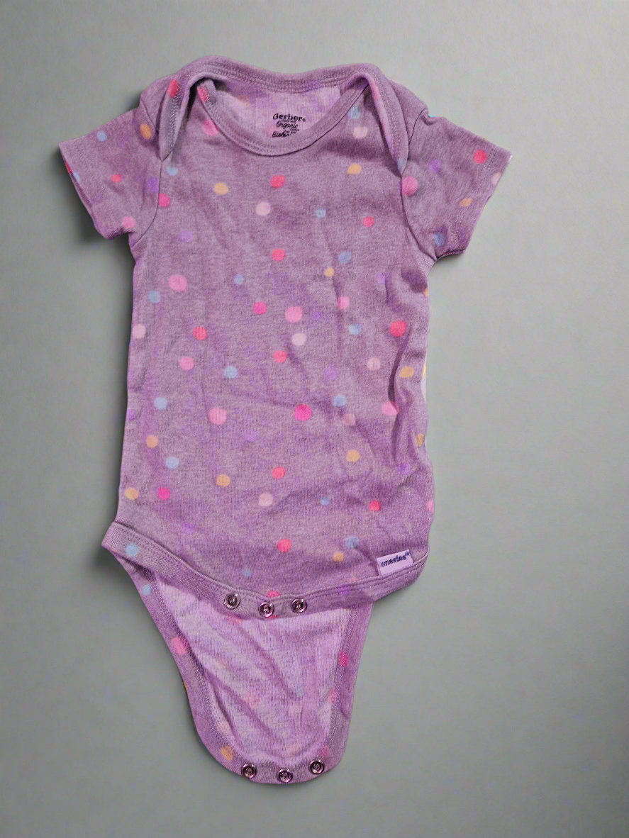 Gerber 3-9m onesie organic