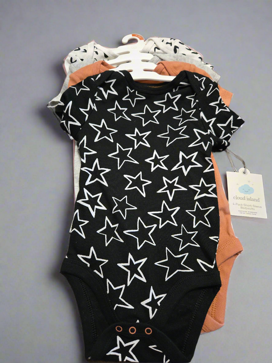 6/9 month nwt 4 pack body suits