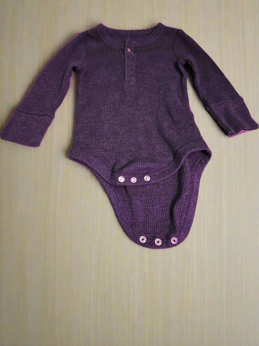Cat & Jack 3-6m long sleeve onesie